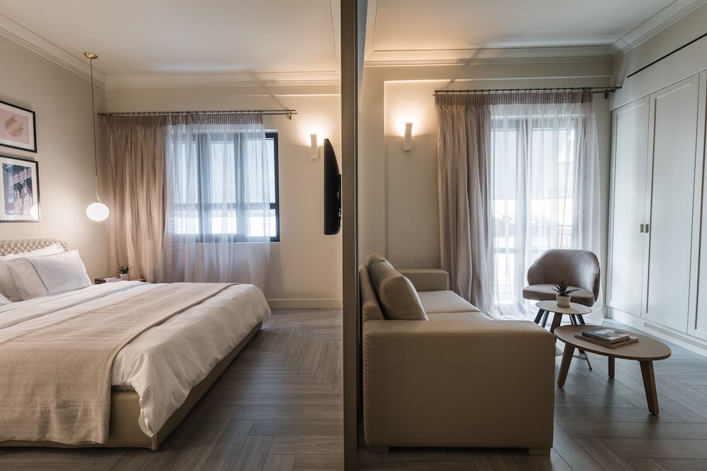 Junior Suite with Small Balcony 24 photo 3