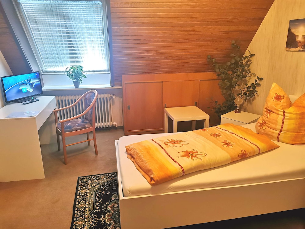 Economy Single Room