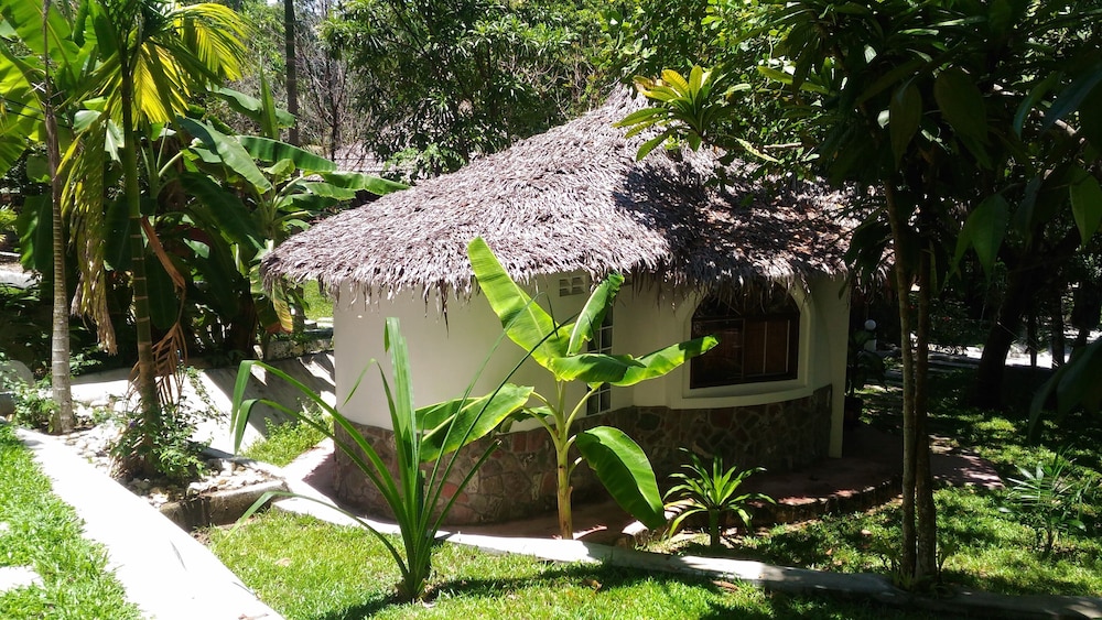 Bungalow, 1 Bedroom, Ensuite, Garden View photo 3