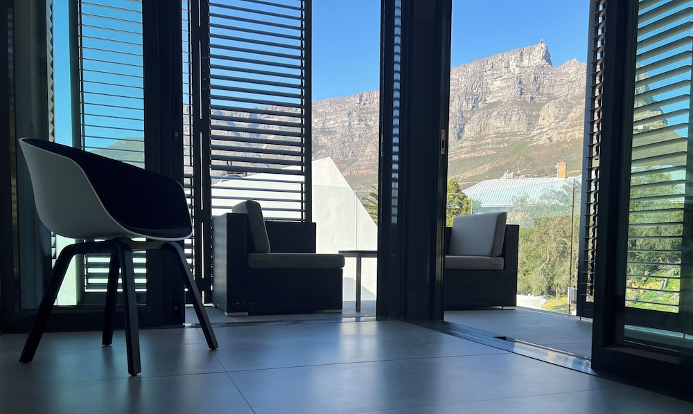 Double or Twin Room, Mountain View