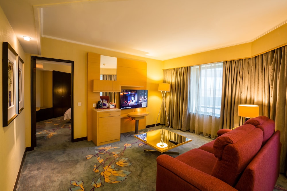 penta Family Suite