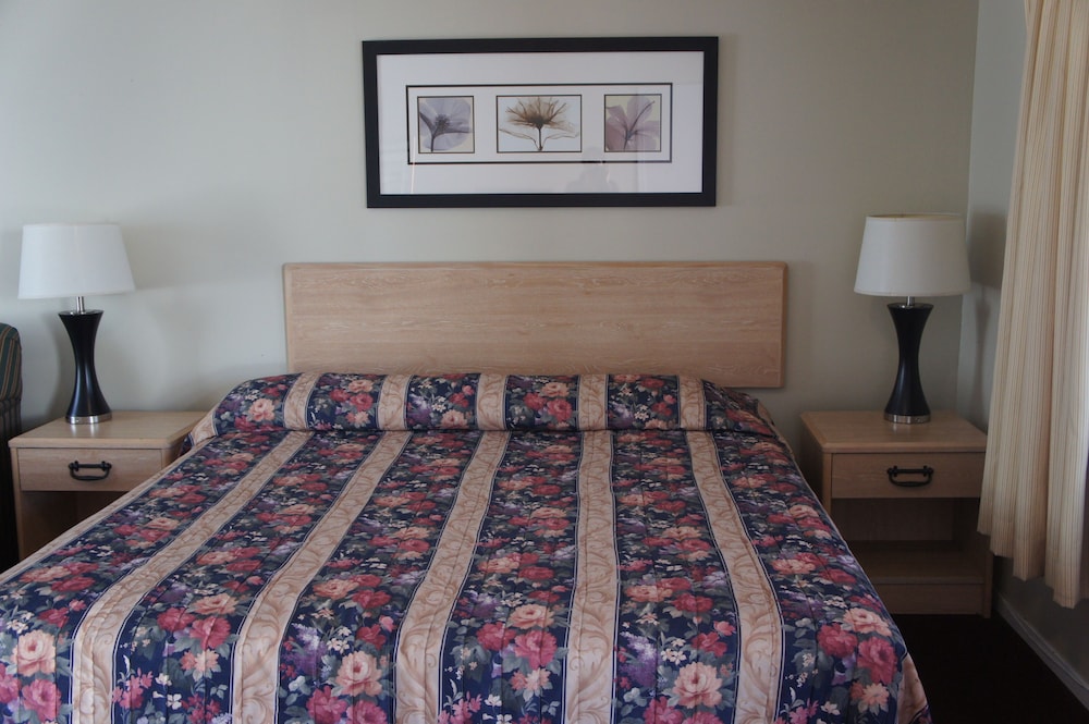 Standard Room, 1 Queen Bed, Non Smoking