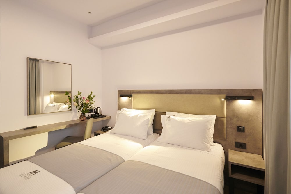 Standard Double or Twin Room photo 3