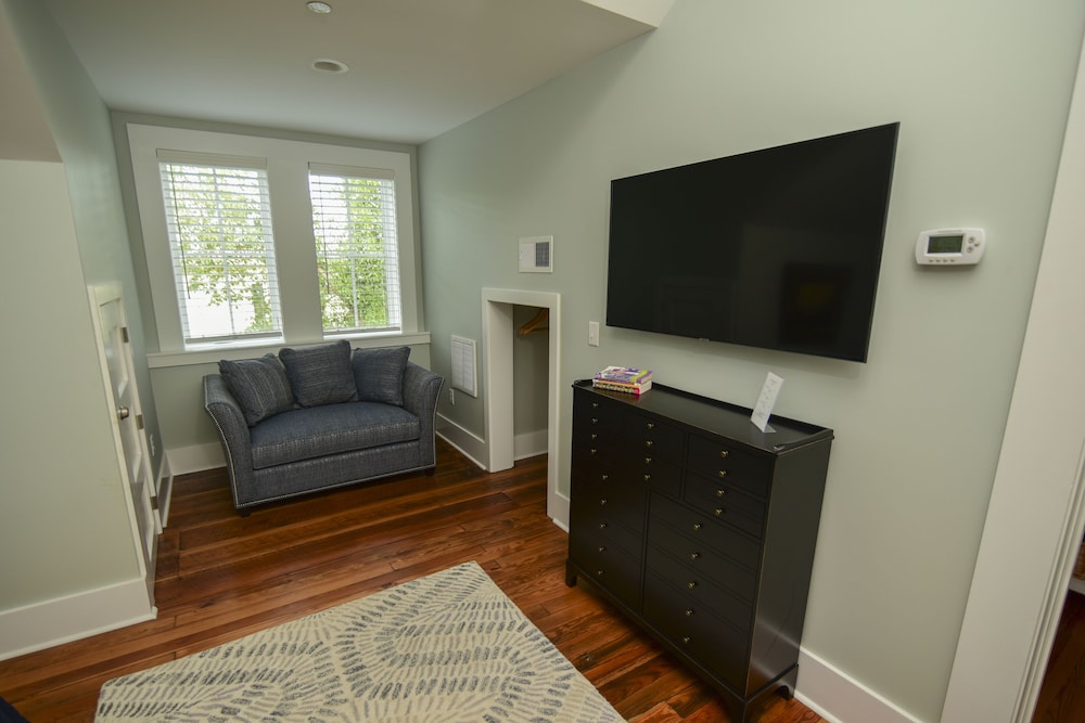 Premium Room, 1 King Bed