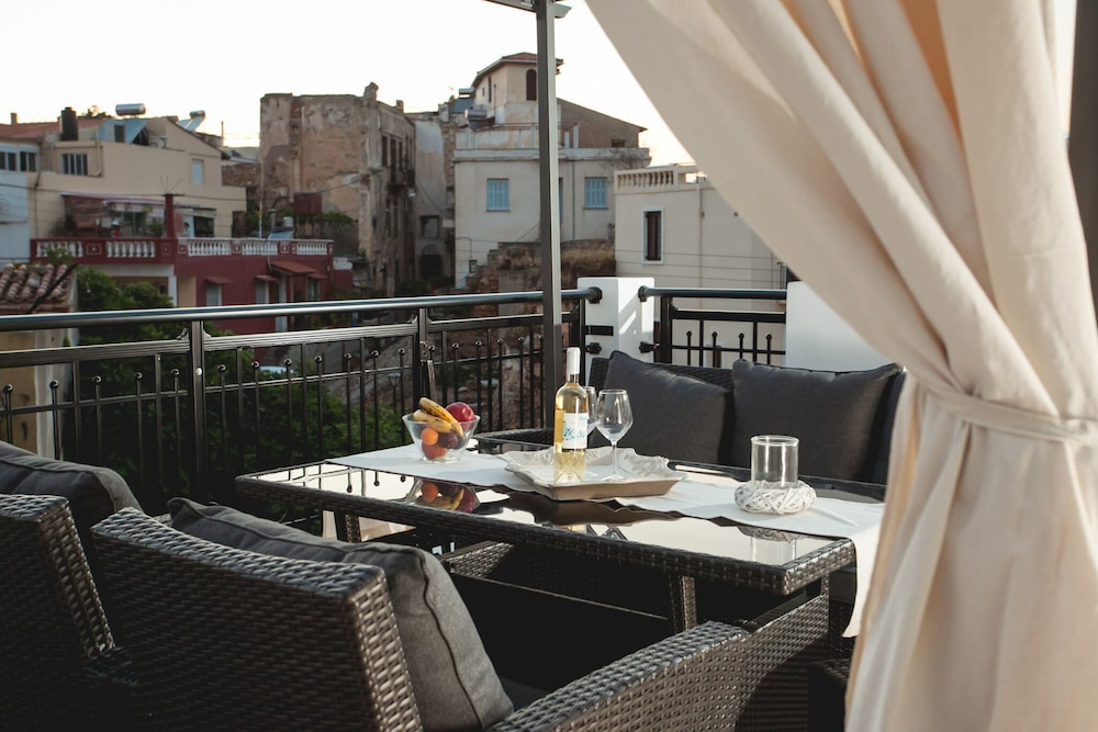 Luxury Suite, Terrace