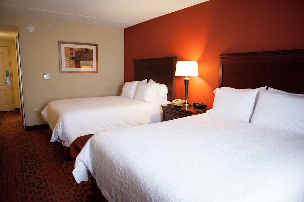 Standard Room, 2 Queen Beds, Non Smoking - Photo 2