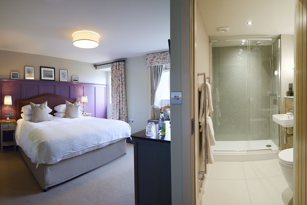 Standard Double Room (Room 7)