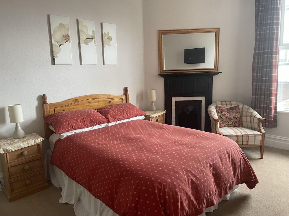 Single Room, Ensuite photo 1