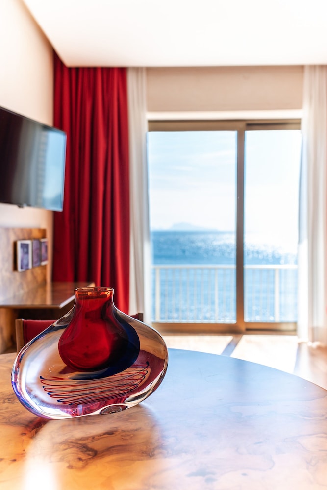 Junior Suite, Balcony, Sea View (Gio Ponti) thumbnail 6