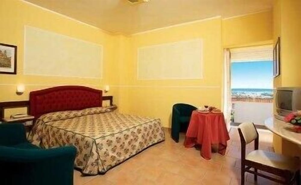 Panoramic Double Room, Balcony photo 1