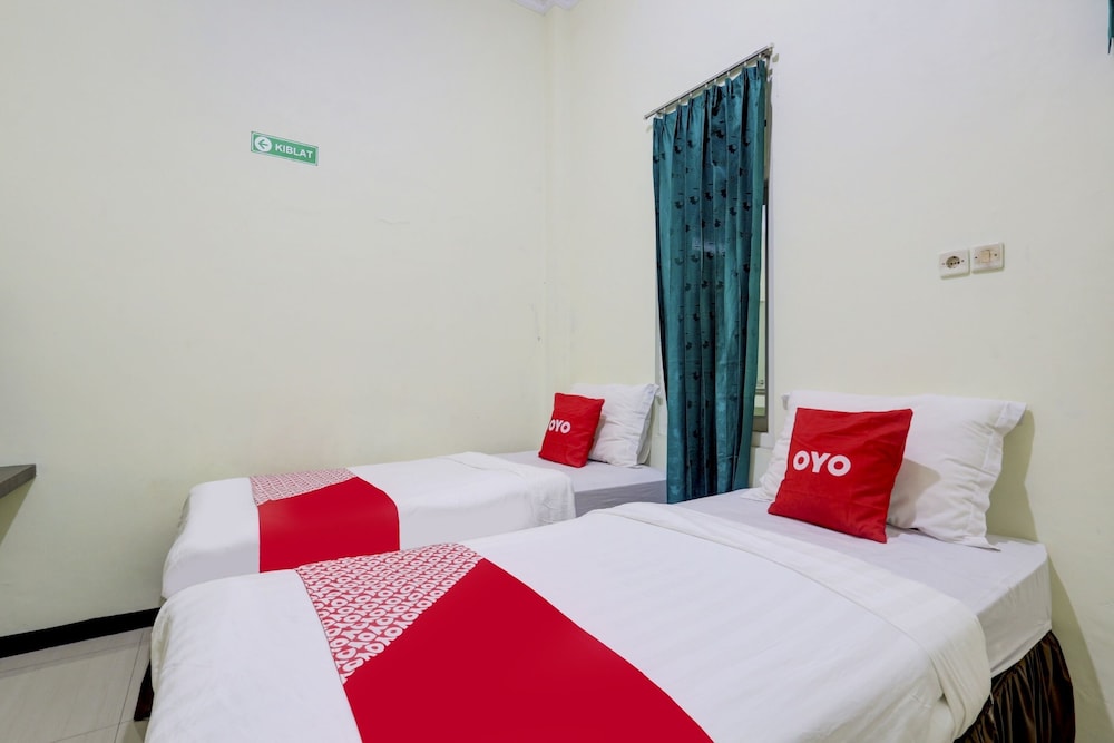 Deluxe Twin Room photo 3