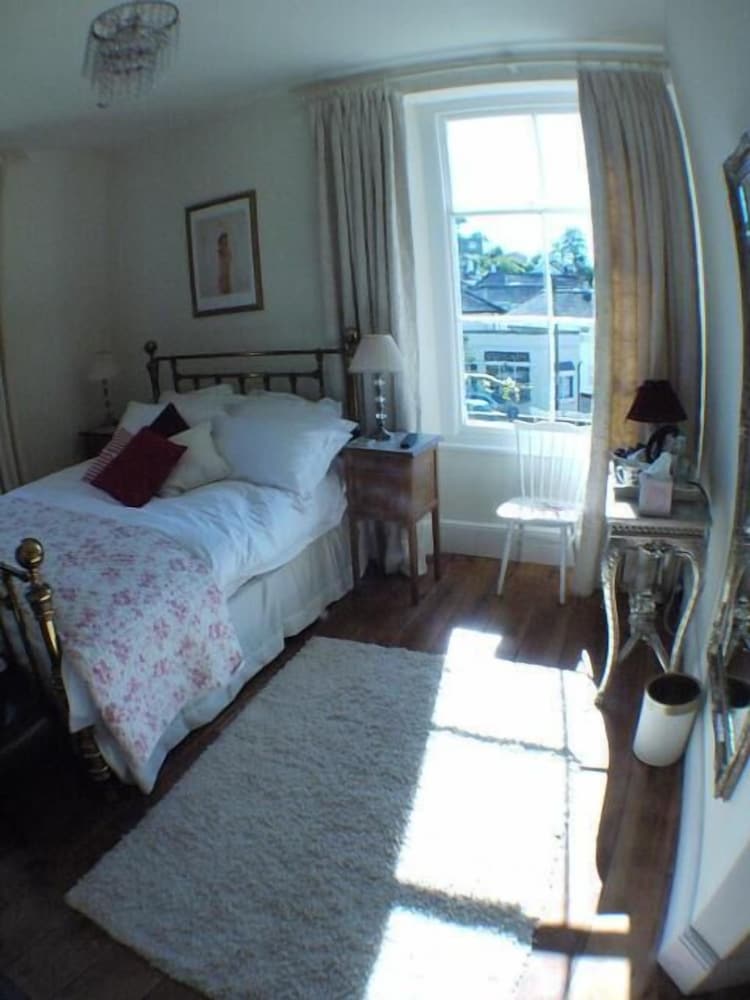 Lauren - King Room With Garden View photo 1