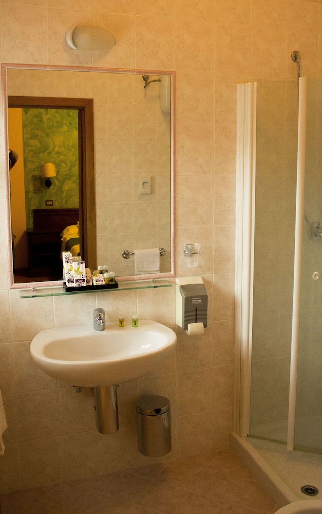 Triple Room - Photo 4