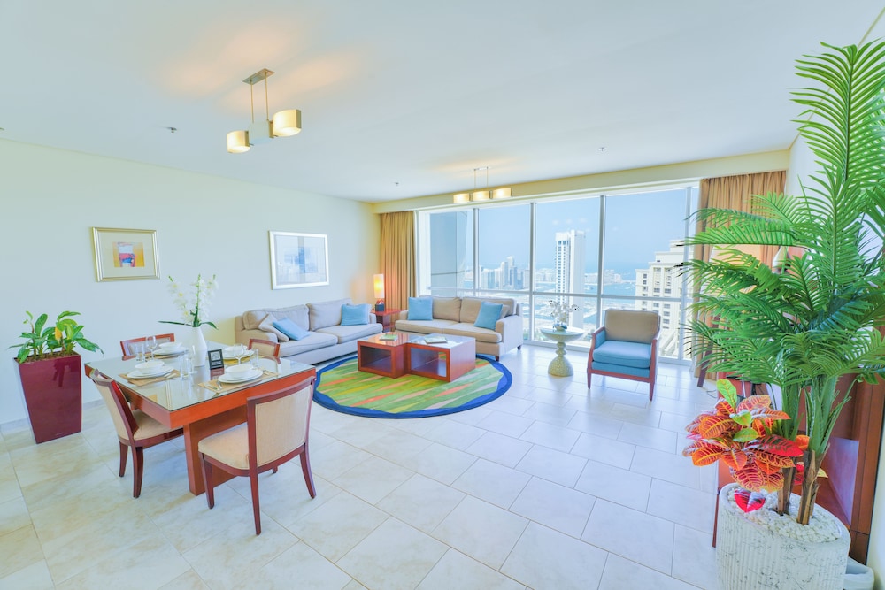 Superior Two-Bedroom Suite photo 2