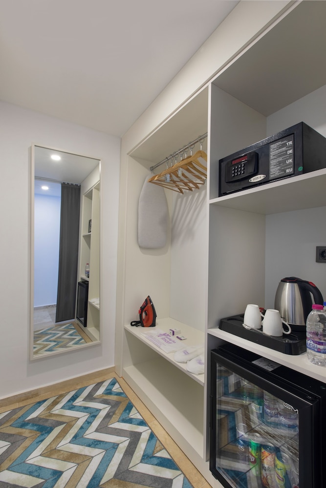 Premium Room, 1 King Bed with Sofa bed