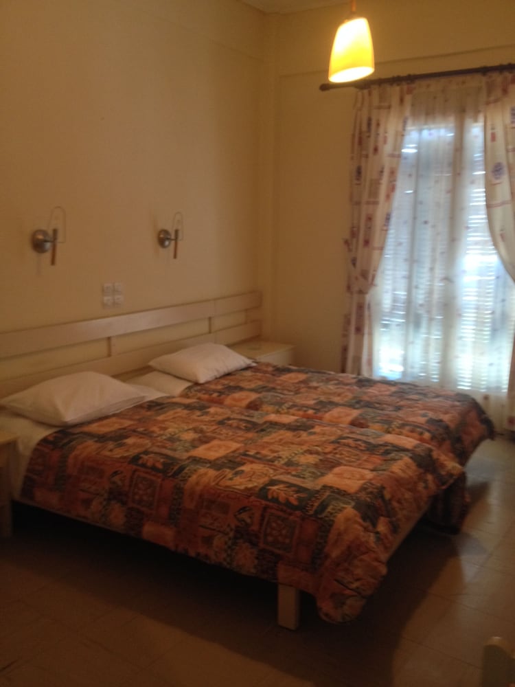 Twin Room, Balcony, Sea View photo 3