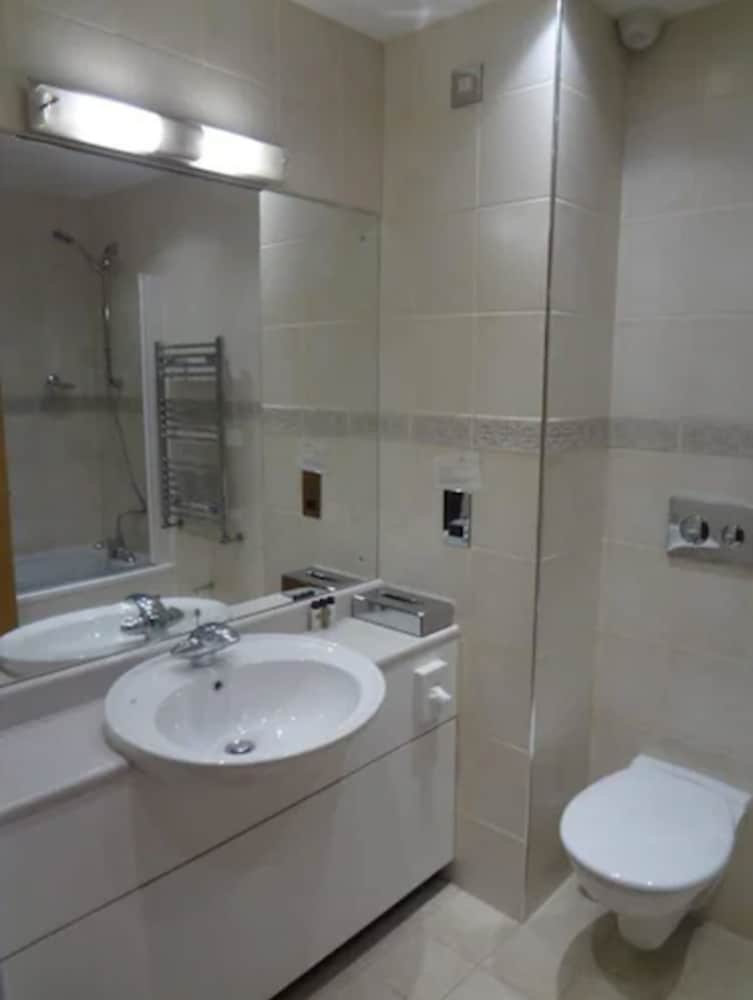 Room, 1 King Bed, Sea View (Atlantic) - Photo 4
