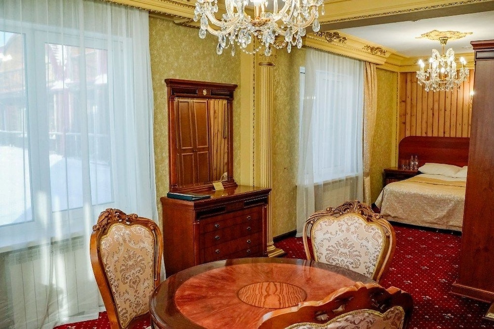 Luxury Suite, Balcony, Lake View photo 2