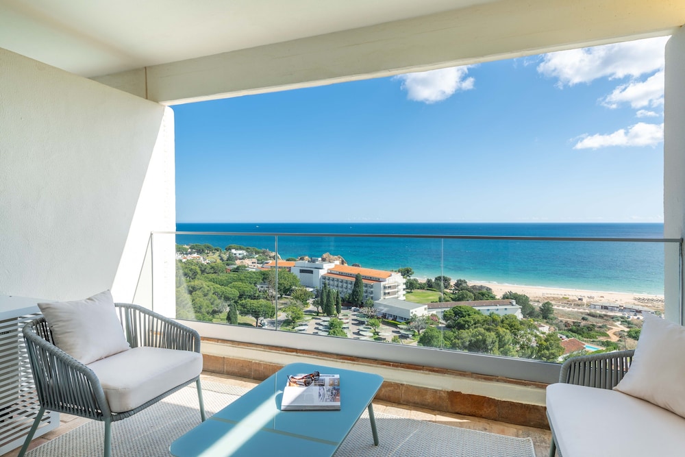 Family Room, Sea View (Superior) - Photo 2