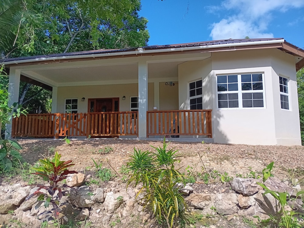 Family Villa, 3 Bedrooms, Mobility Accessible, Garden View photo 2