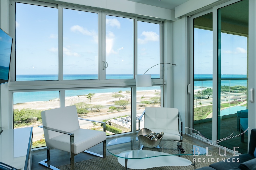 Family Condo, 2 Bedrooms, Ocean View, Sea Facing photo 2