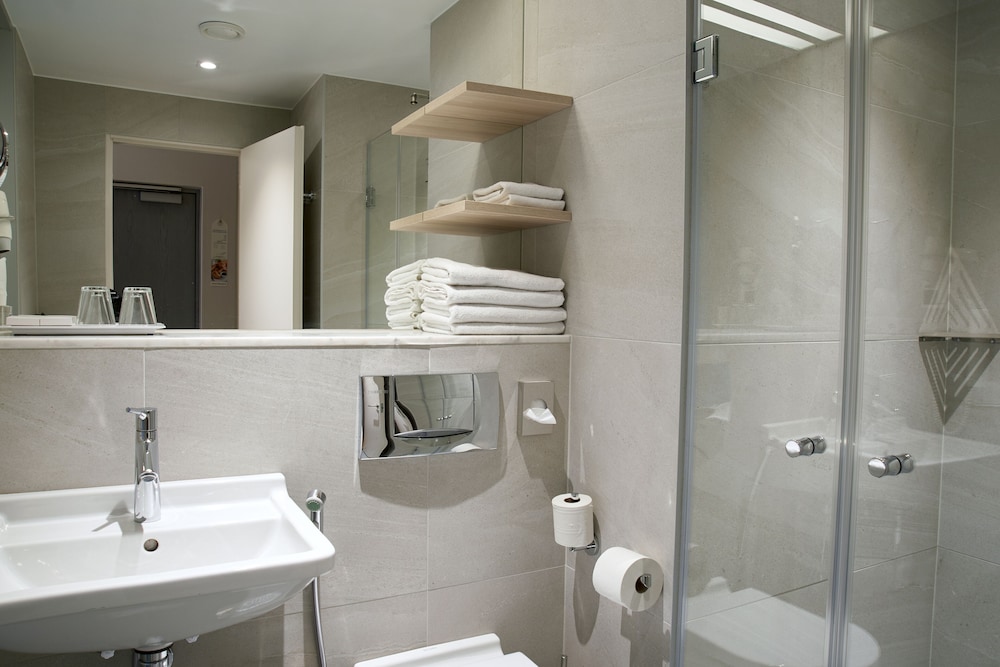 Premium Twin Room with SPA access photo 3