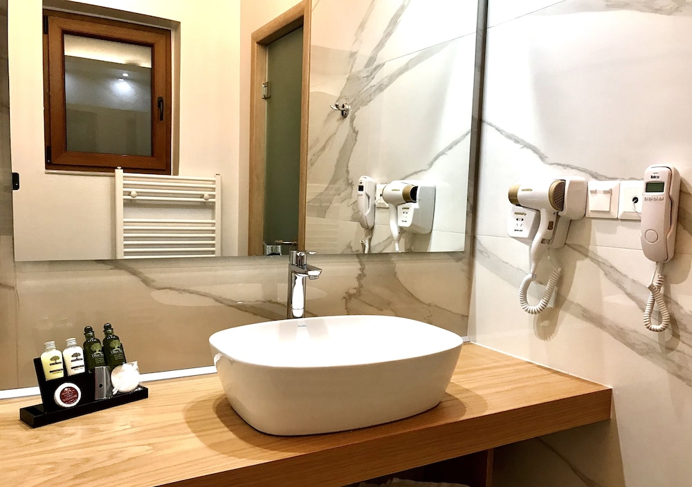 Panoramic Suite, Fireplace photo 3