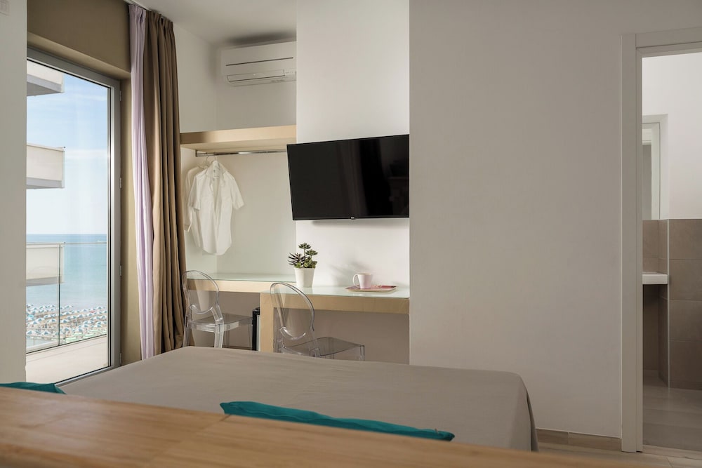 Family Quadruple Room, Sea View photo 1
