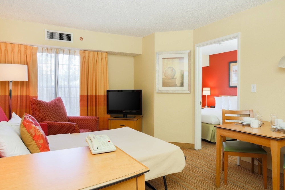 Suite, 1 Bedroom photo 2