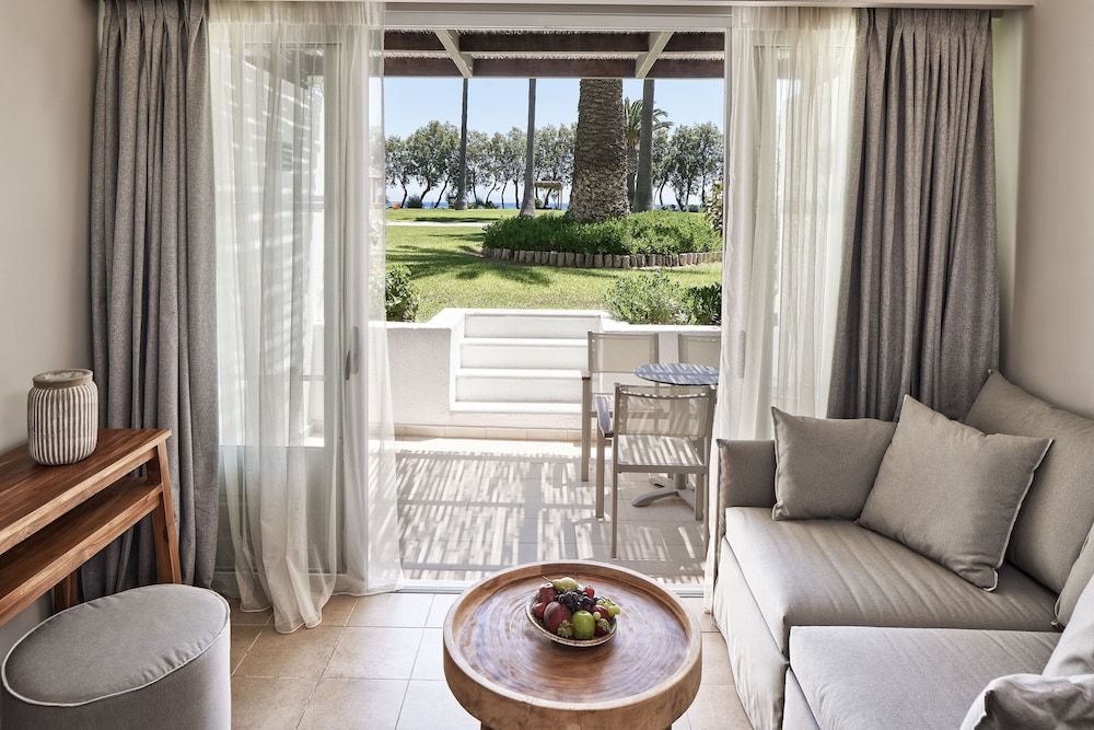Resort Room Sliding Doors Limited Sea View | Resort Area - Photo 3