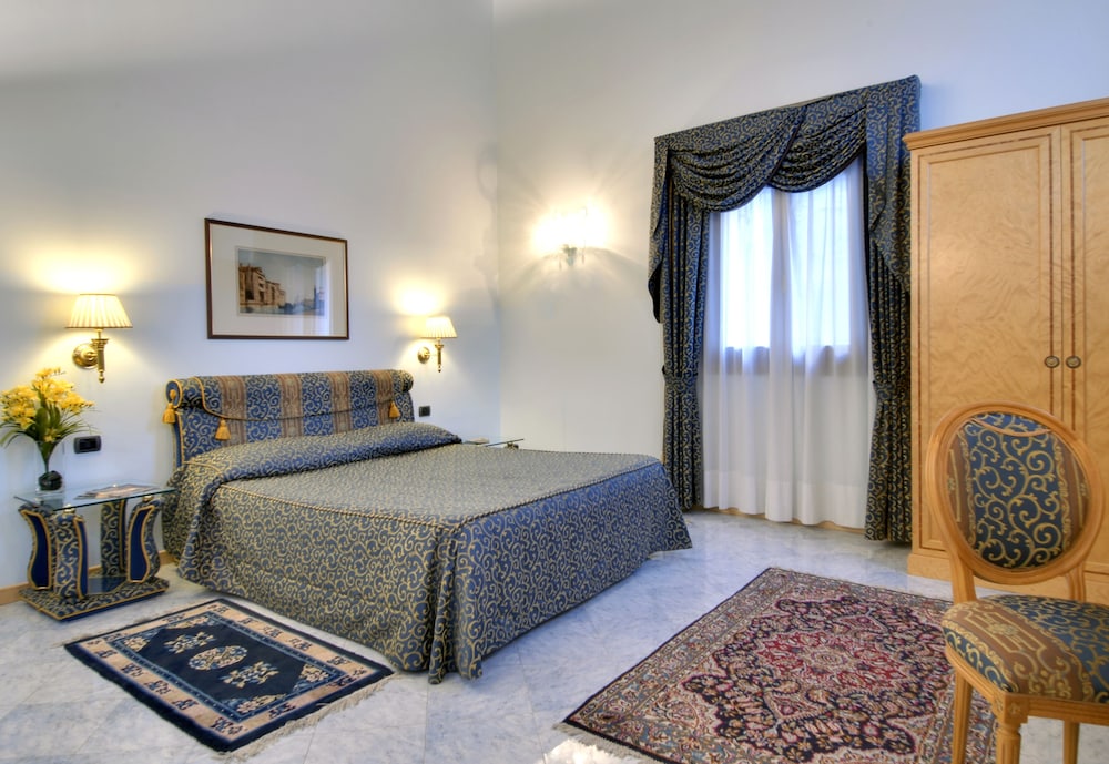 Quadruple Room photo 1