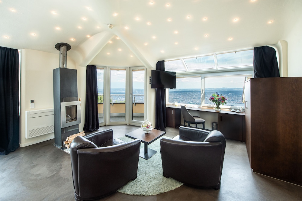 Tower Suite with City View