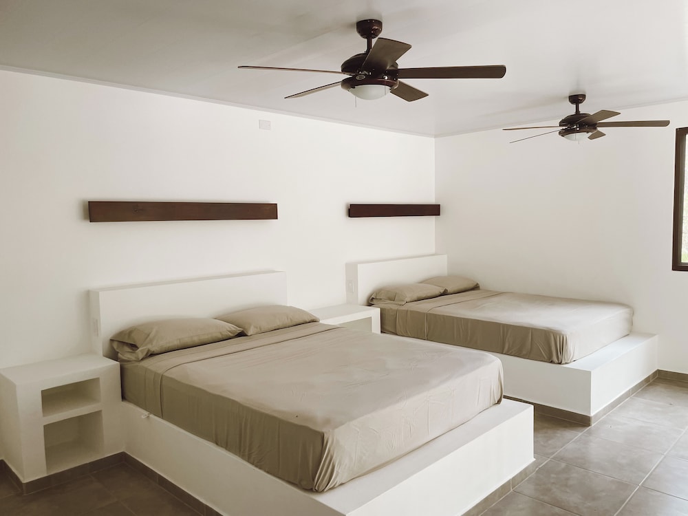 Deluxe Bungalow photo 1