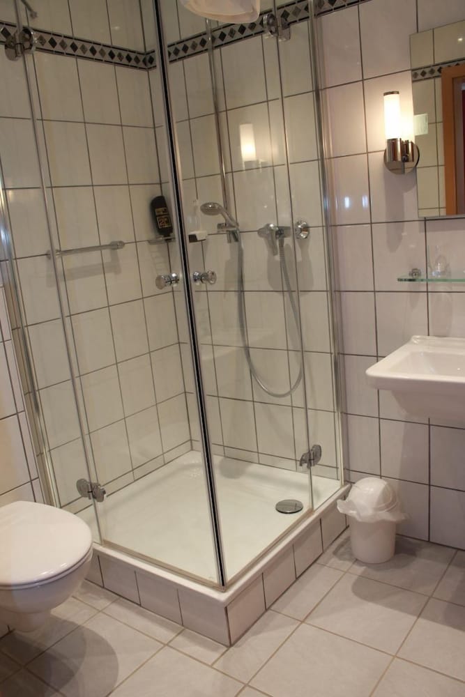 Double Or Twin Room photo 3