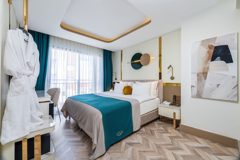 Standard Double or Twin Room, 1 Bedroom, City View