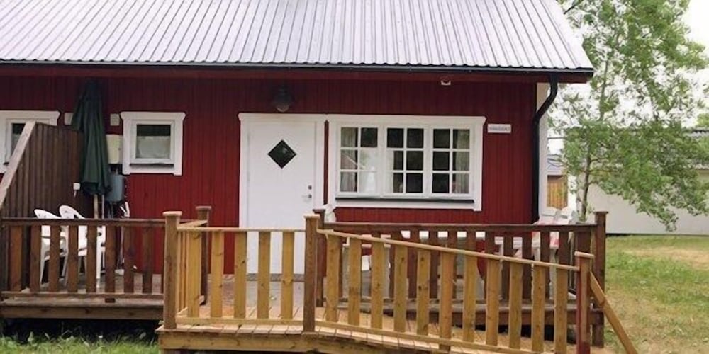 Cottage, 2 bedrooms (sheets/cleaning not included) photo 2