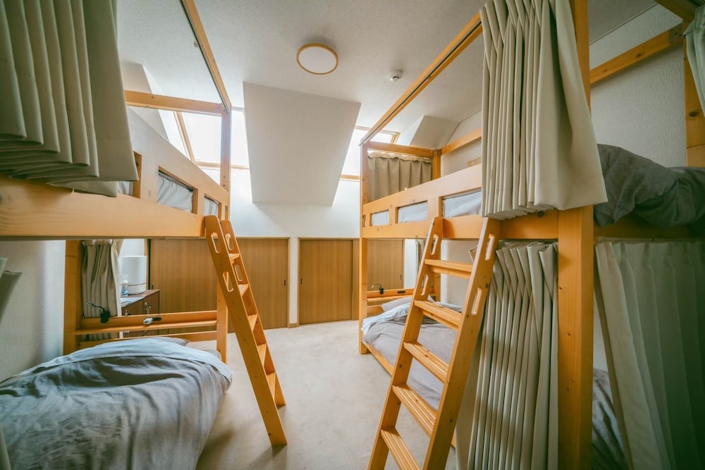 Basic Quadruple Room photo 1