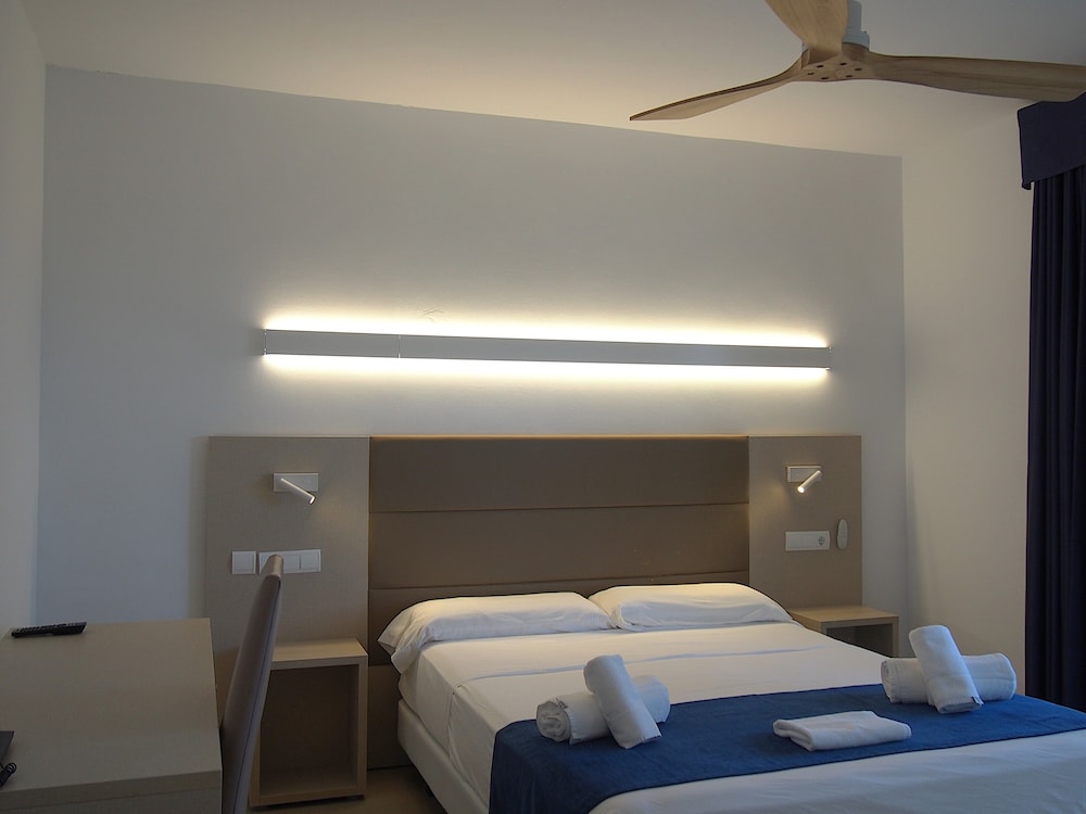 Superior Room, Terrace, Partial Ocean View