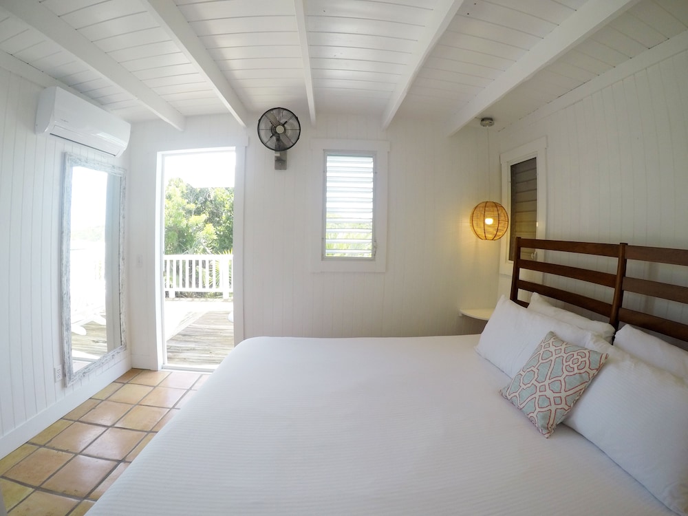 Cottage, 1 King Bed with Sofa bed, Non Smoking, Lagoon View