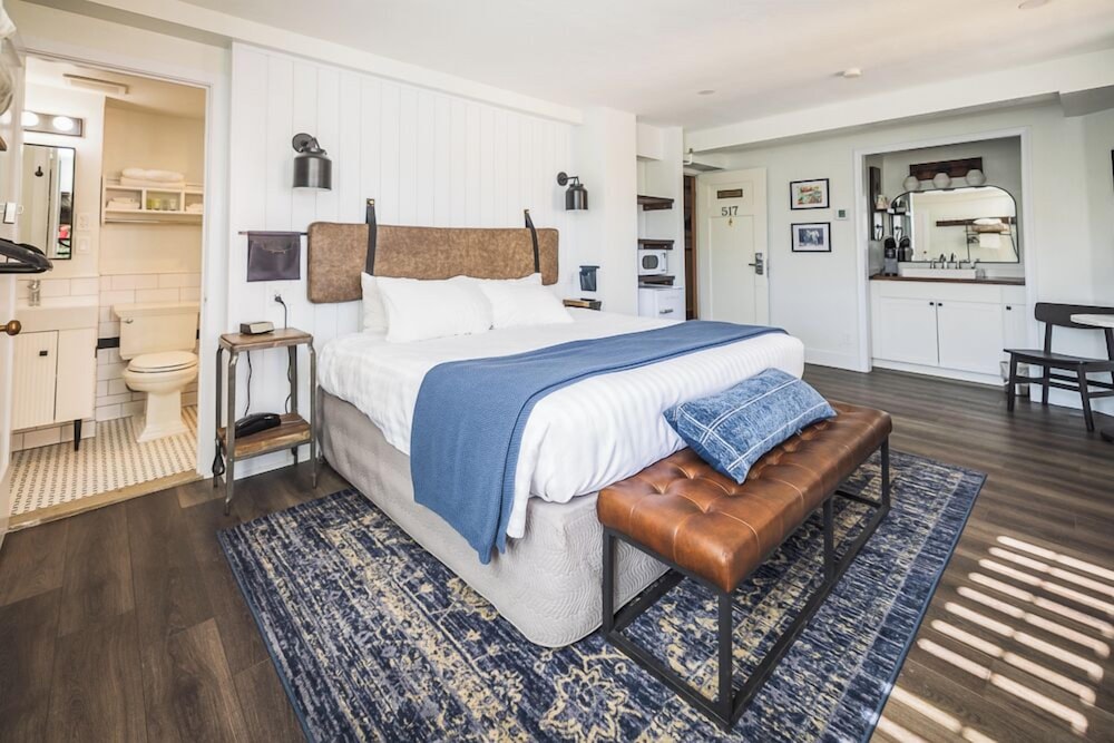 Luxury Suite photo 2