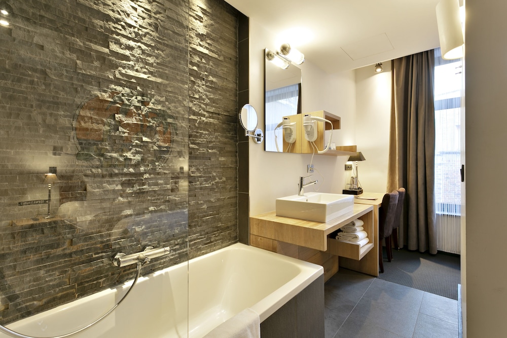 Grand Double Room - Photo 21