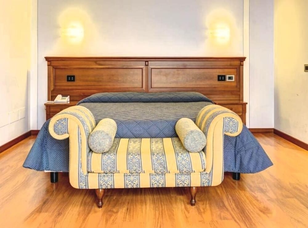 Superior Double Room (Disability Access) photo 2