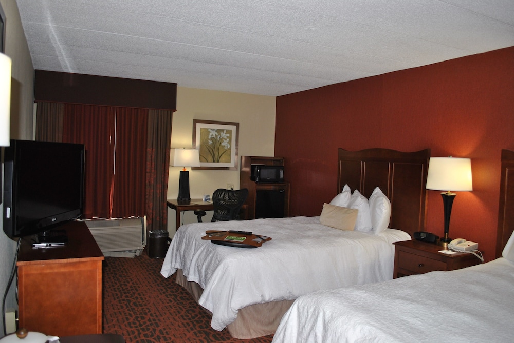 Room, 2 Double Beds photo 2