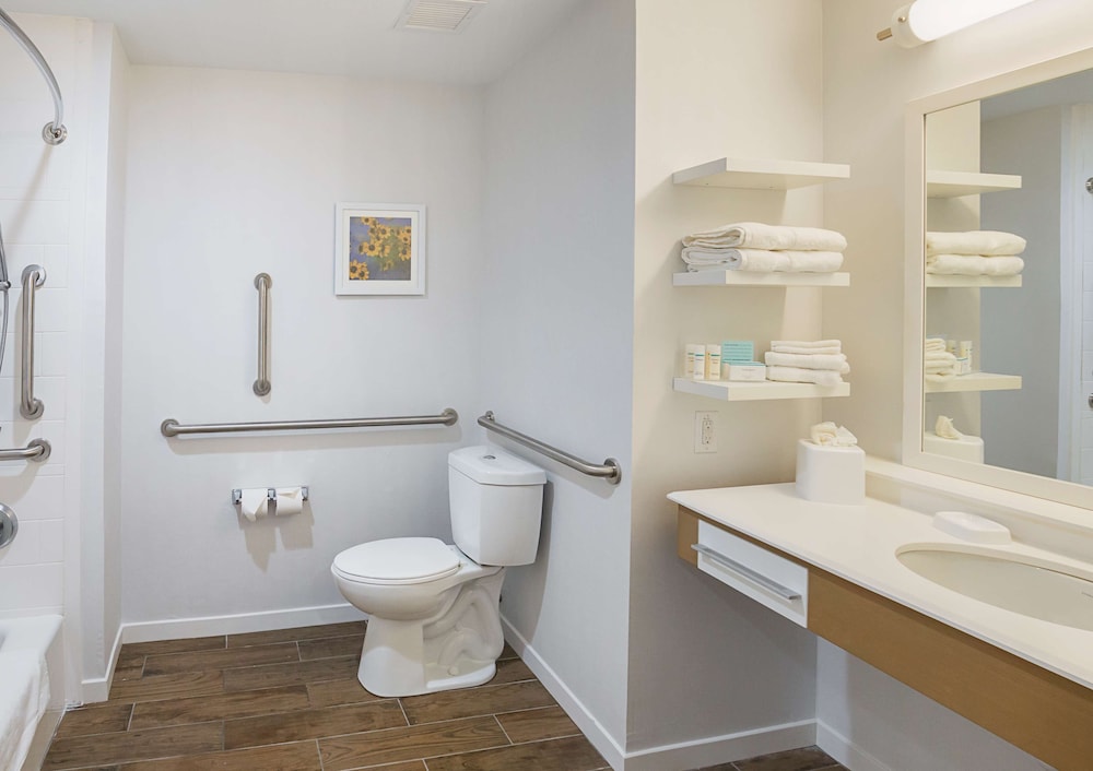 Hampton Inn & Suites Colleyville DFW Airport West, Photo 6