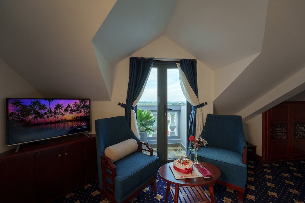 Attic Junior Suites Double Room - Photo 24