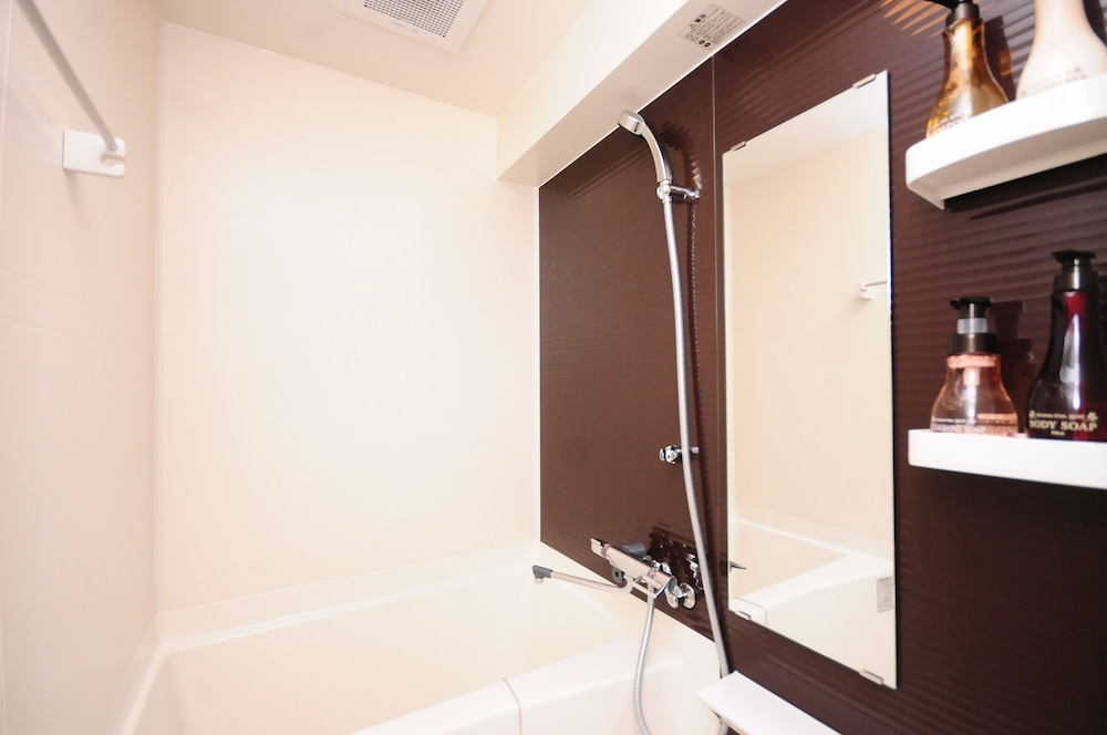 Basic Double Room, Smoking - Photo 4