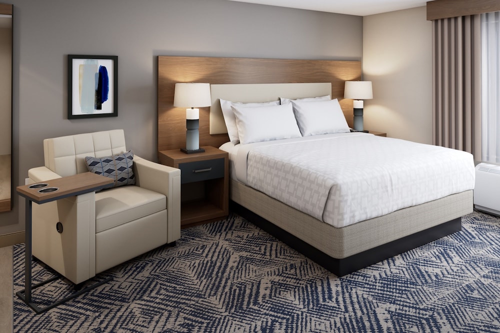 Studio Suite, 1 Queen Bed, Accessible (Mobility) - Photo 1