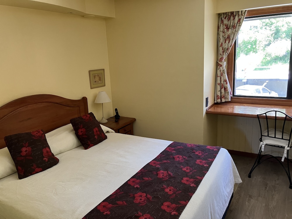Superior Double Room, 1 Queen Bed, Lake View