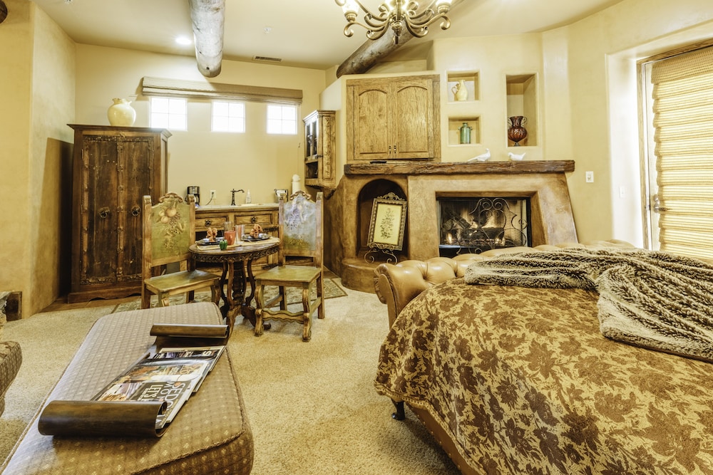 Villa, 1 King Bed, Balcony photo 3