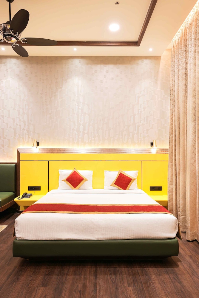 Executive Suite photo 2
